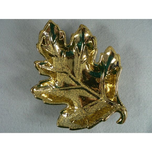 Dish Leaf Shaped Candy Vanity Trinket Pin Soap Bright Gold Tone Crackle Finish - Picture 7 of 9